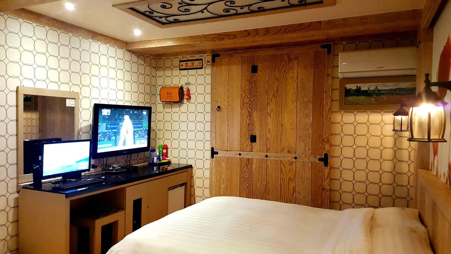 Ej Hotel Чеджудо